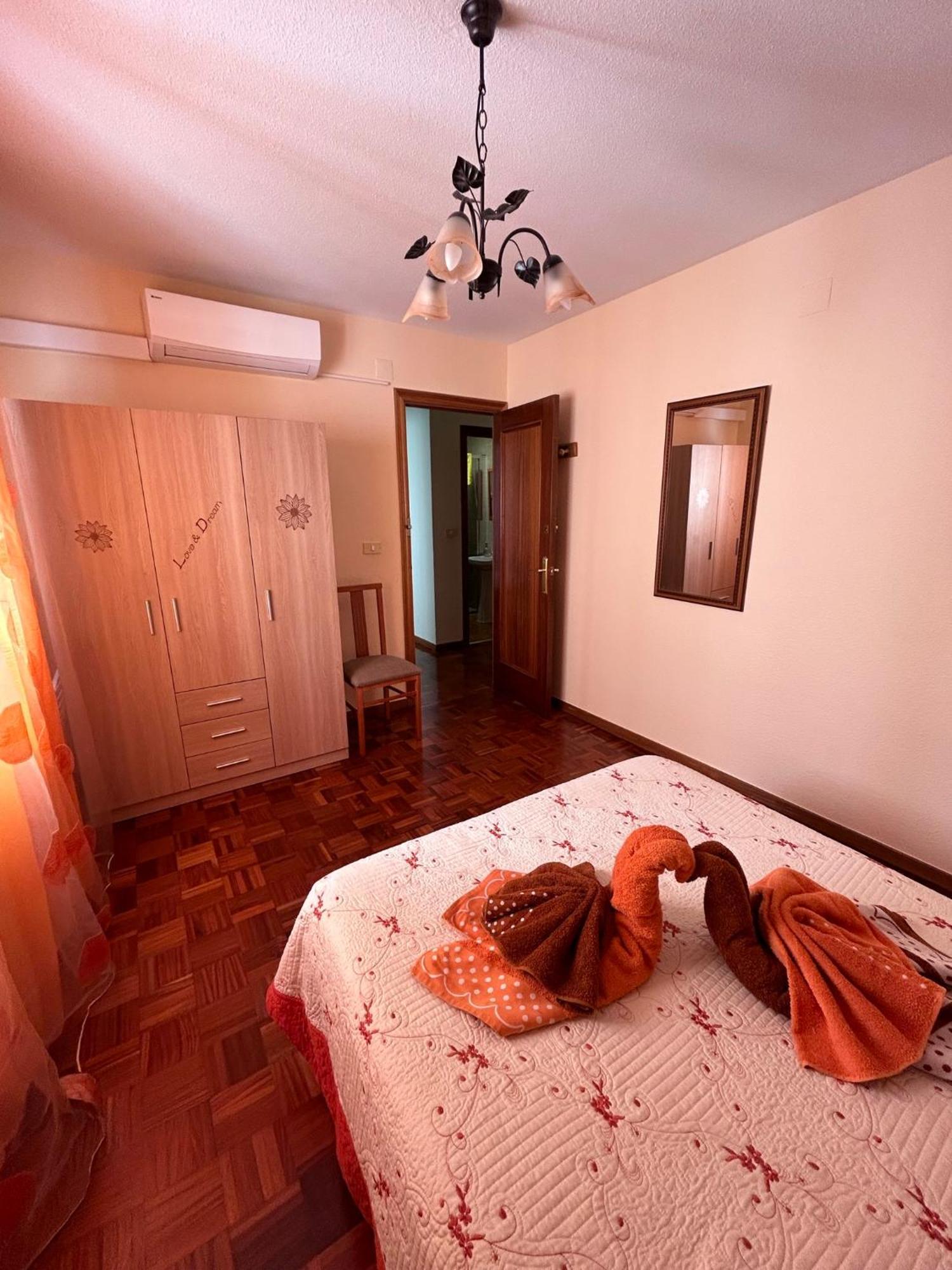 Apartamento Isabel Куенка Екстериор снимка